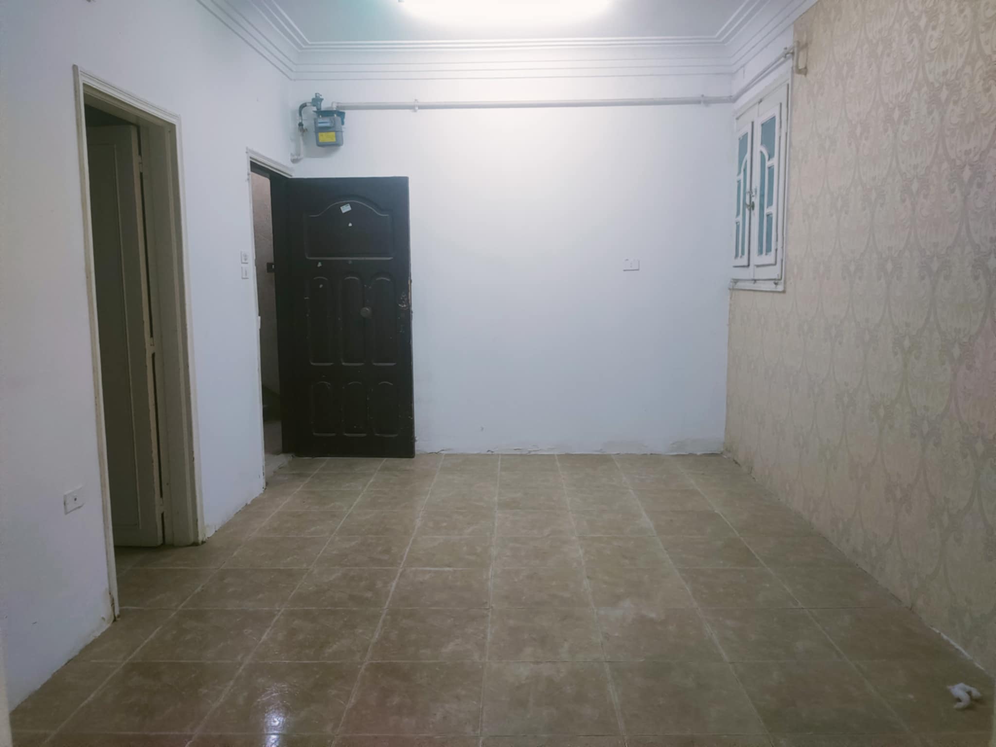 شقة ايجار 125 متر دور رابع علوى بالقرب من عبدالرازق للاخشاب و الشمكانات و شارع السجن ف البر الشرقى من شركة الوسيط العقارية بشبين الكوم