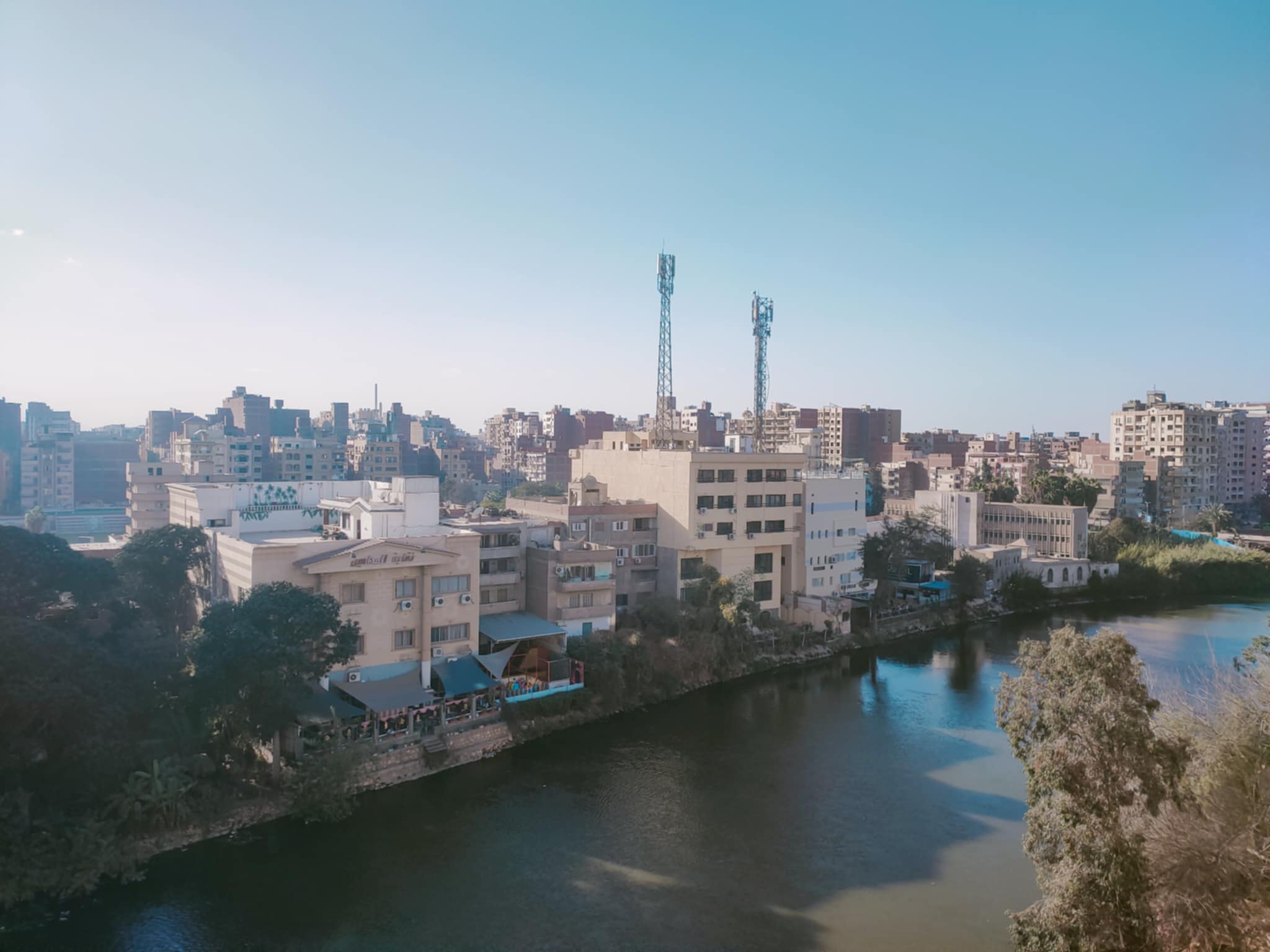 شقة للبيع 156 متر ع الطوب دور تاسع ع البحر مباشرة ف برج بأسانسير خلف إدارة الجامعة من شركة الوسيط العقارية بشبين الكوم