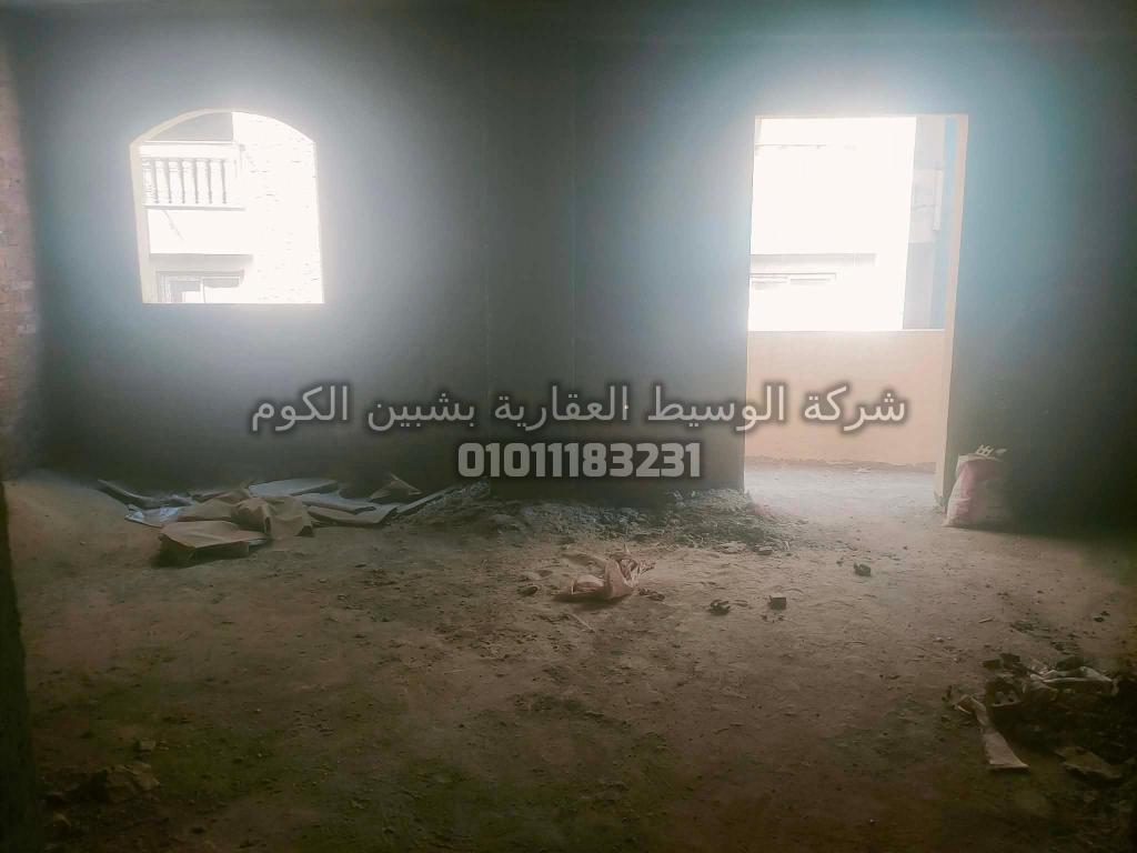 شقة للبيع 146 متر ع الطوب واجهه بحريه دور تالت فى البر الشرقى قريب من شركة الميه و مول العاصمه من شركة الوسيط العقارية بشبين الكوم