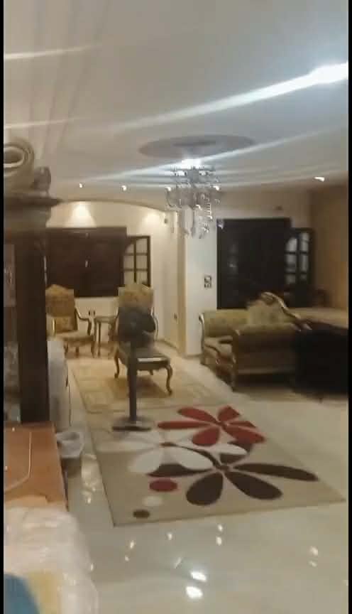 شقة للبيع 174 متر تشطيب الترا لوكس ف برج بأسانسير ع الرئيسى مباشرة بالقرب من موفى مون من شركة الوسيط العقارية بشبين الكوم